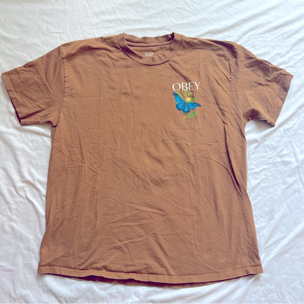 Men’s “Obey” t-shirt - Size XL